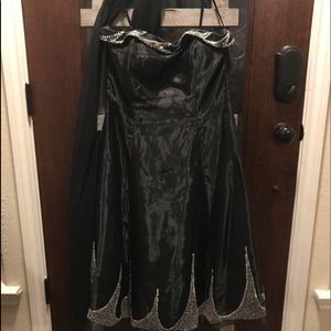 Strapless Black dress